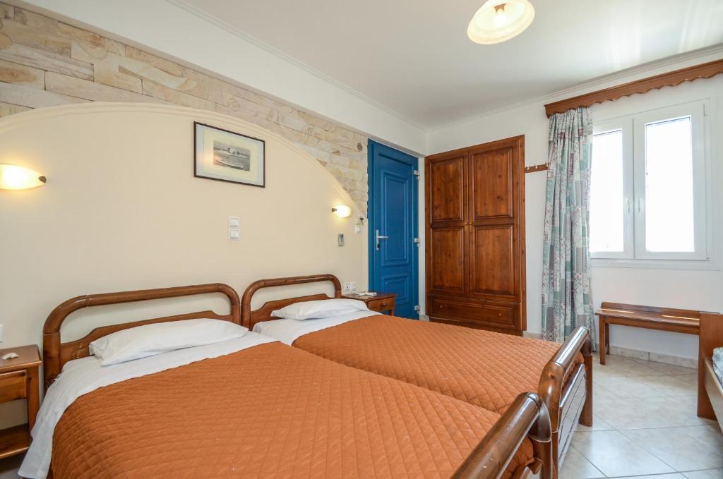 Polemis Studios & Apartments Agia Anna  Rom bilde