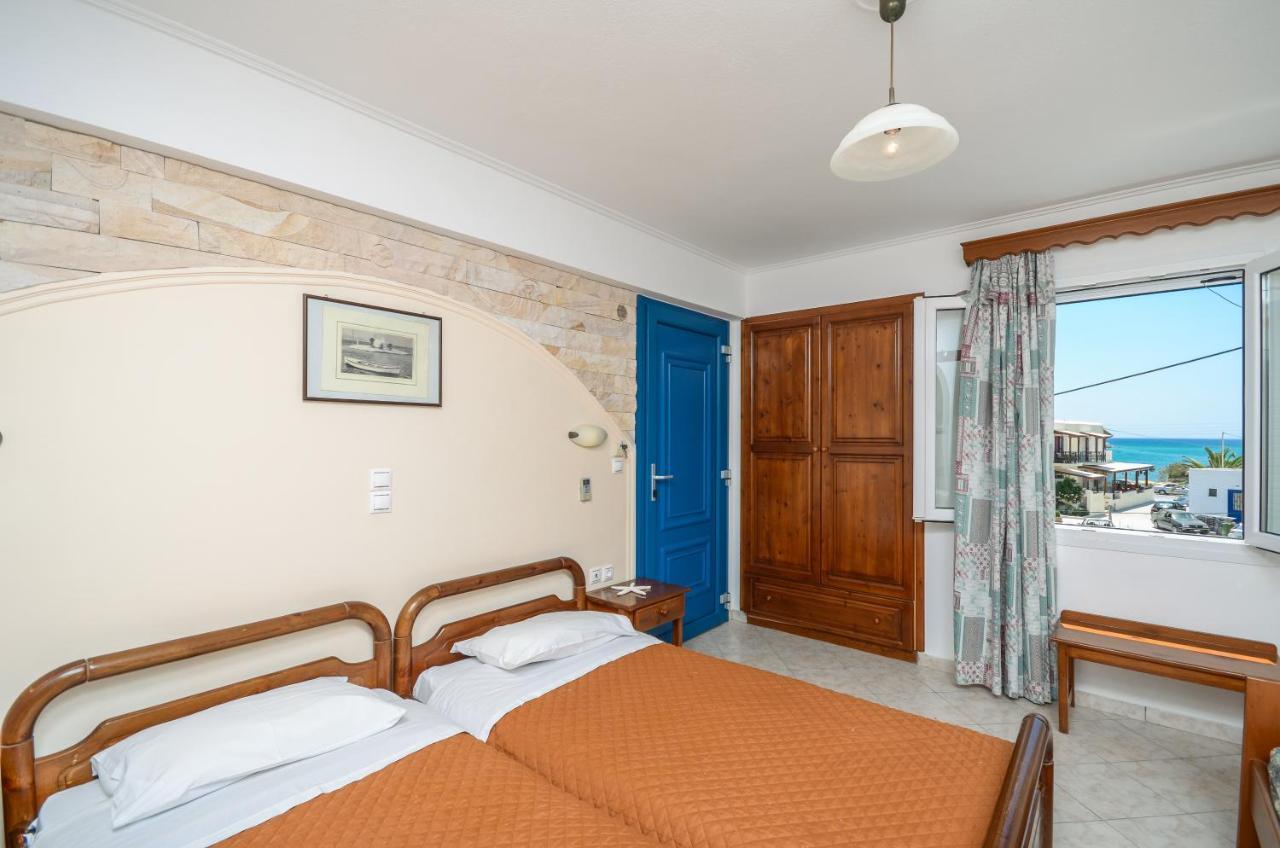 Polemis Studios & Apartments Agia Anna  Rom bilde